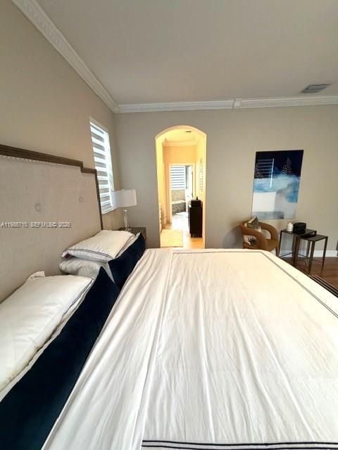 Recientemente alquilado: $5,999 (4 camas, 3 baños, 2984 Pies cuadrados)