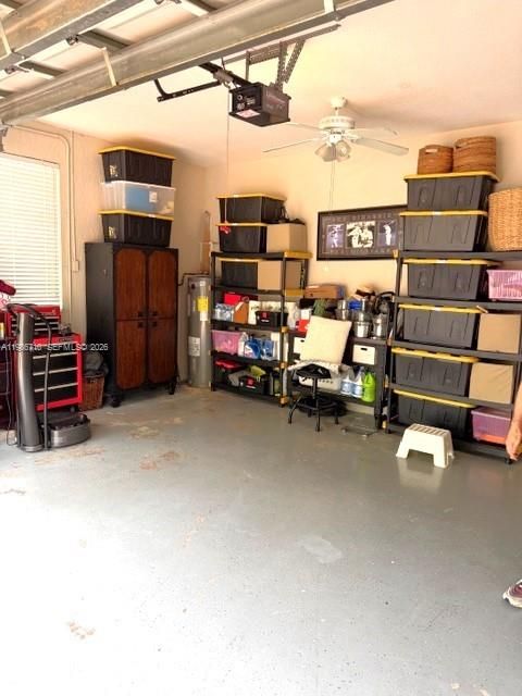 Recientemente alquilado: $5,999 (4 camas, 3 baños, 2984 Pies cuadrados)