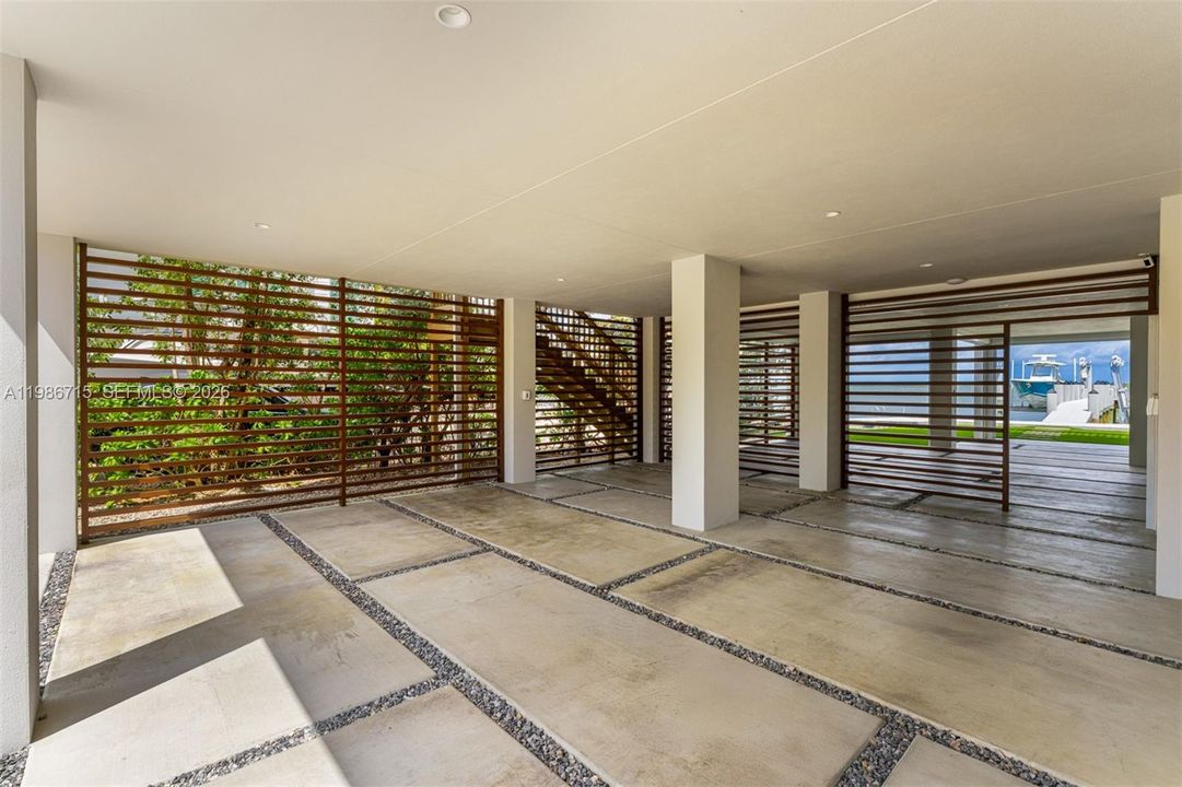 En Venta: $4,799,000 (4 camas, 3 baños, 3325 Pies cuadrados)
