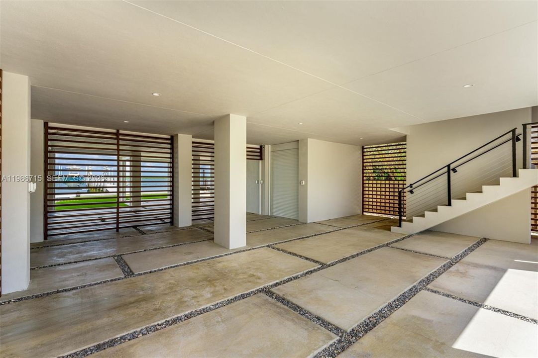 En Venta: $4,799,000 (4 camas, 3 baños, 3325 Pies cuadrados)