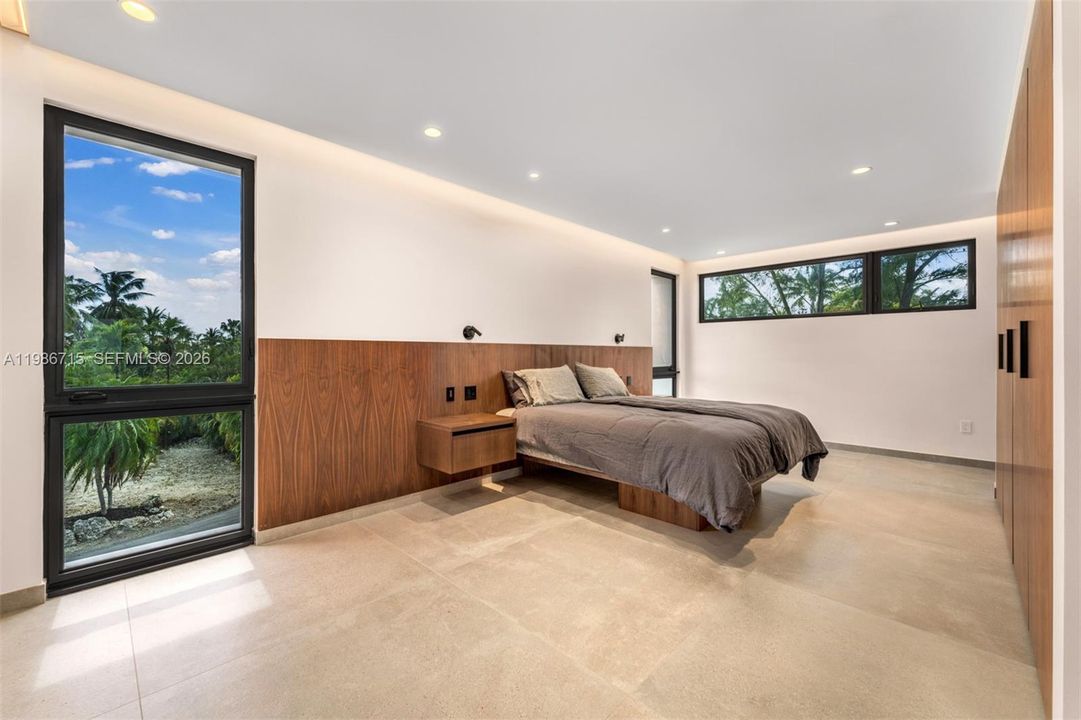 En Venta: $4,799,000 (4 camas, 3 baños, 3325 Pies cuadrados)
