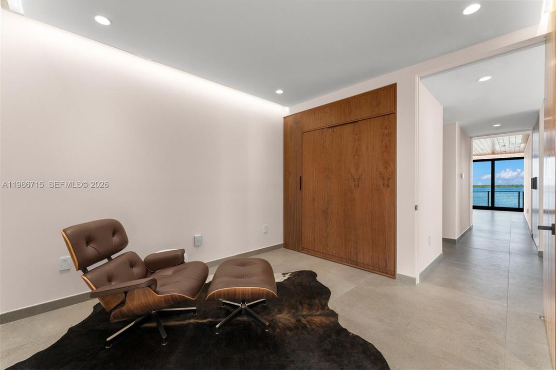 En Venta: $4,799,000 (4 camas, 3 baños, 3325 Pies cuadrados)