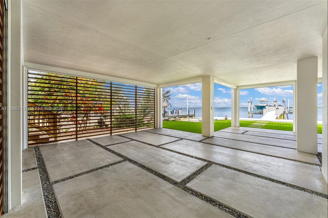 En Venta: $4,799,000 (4 camas, 3 baños, 3325 Pies cuadrados)