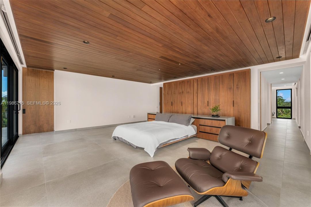 En Venta: $4,799,000 (4 camas, 3 baños, 3325 Pies cuadrados)