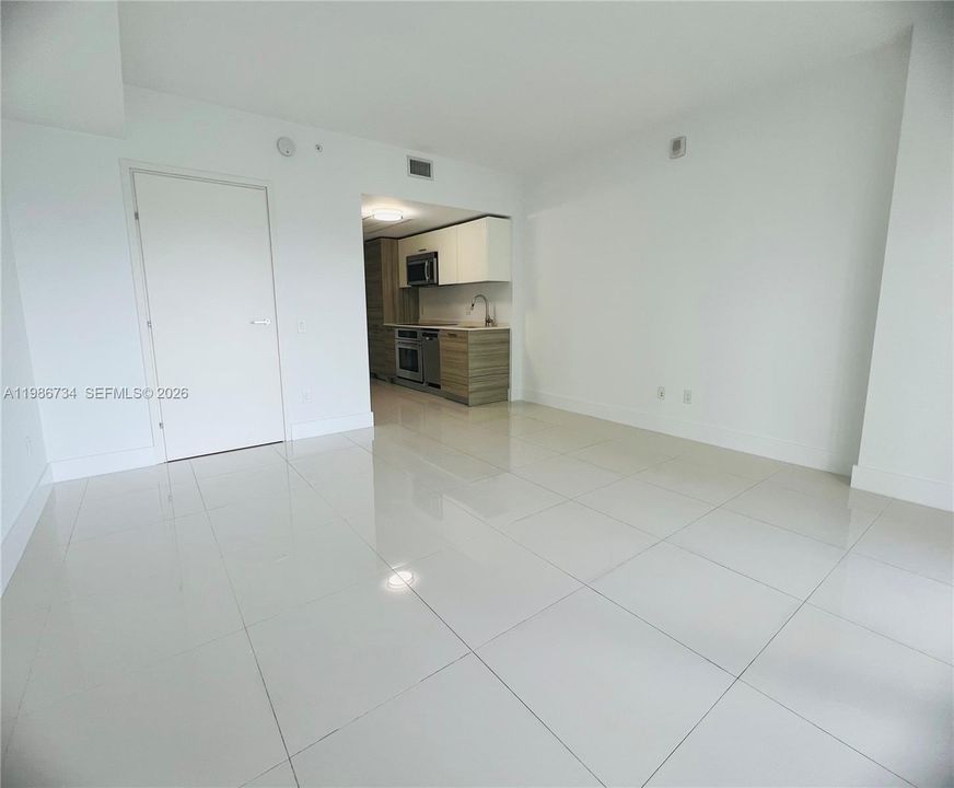 For Sale: $449,100 (0 beds, 1 baths, 375 Square Feet)