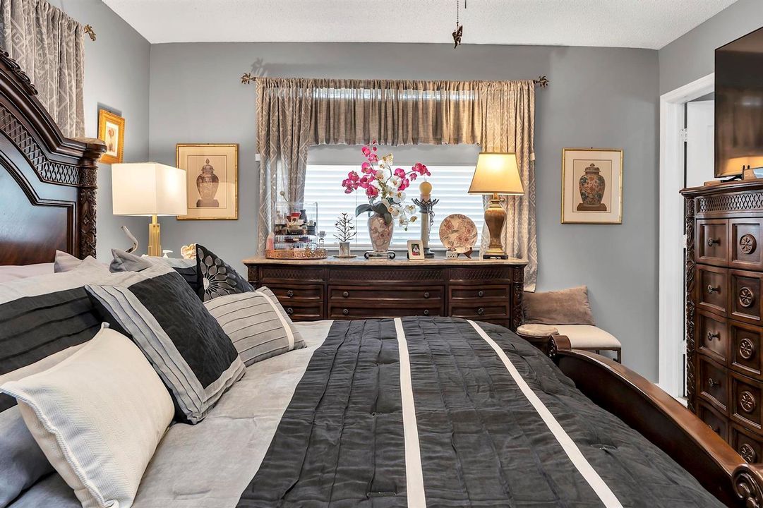 16637 NW 73 pl - - 096