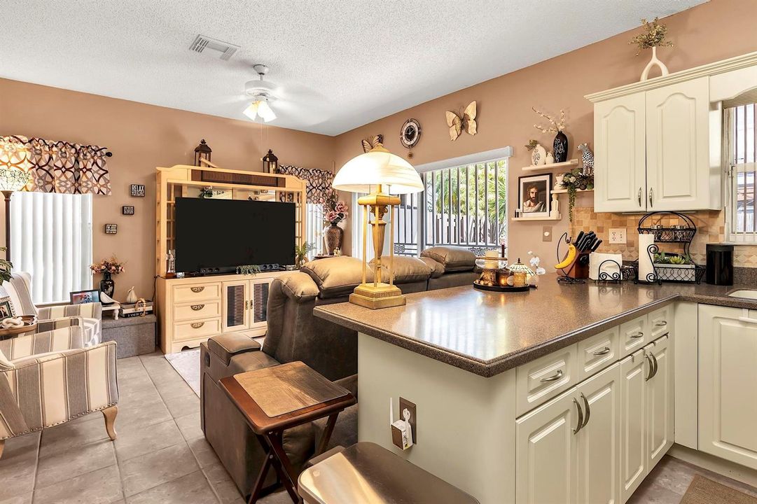 16637 NW 73 pl - - 031