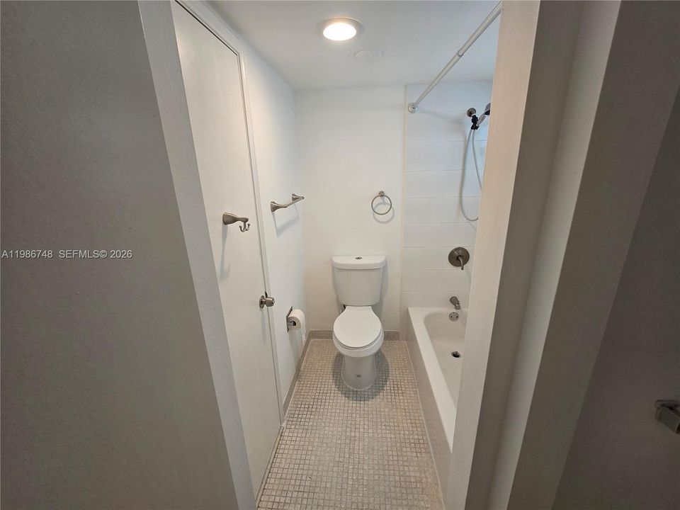 En Venta: $168,000 (1 camas, 1 baños, 690 Pies cuadrados)
