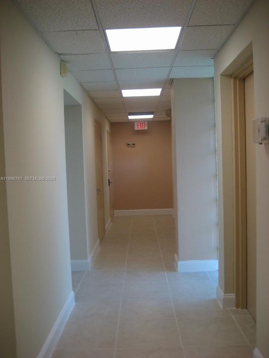 В аренду: $12,666 (0 спален, 0 ванн, 0 Квадратных фут)