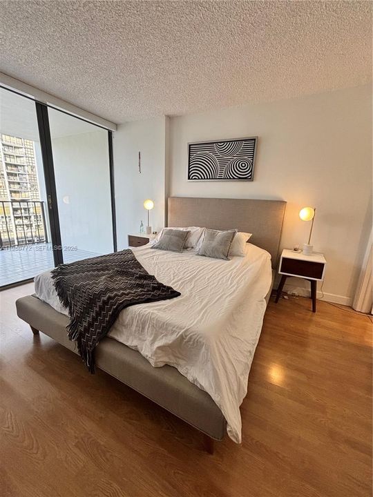 En Venta: $499,000 (1 camas, 1 baños, 873 Pies cuadrados)