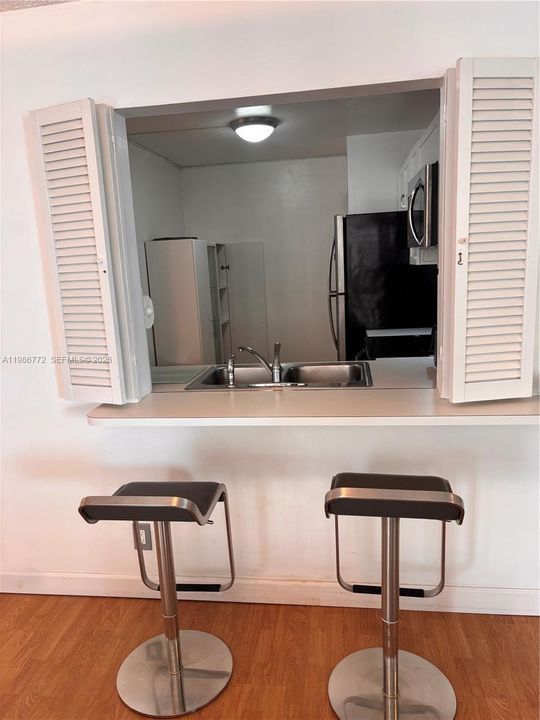 En Venta: $499,000 (1 camas, 1 baños, 873 Pies cuadrados)