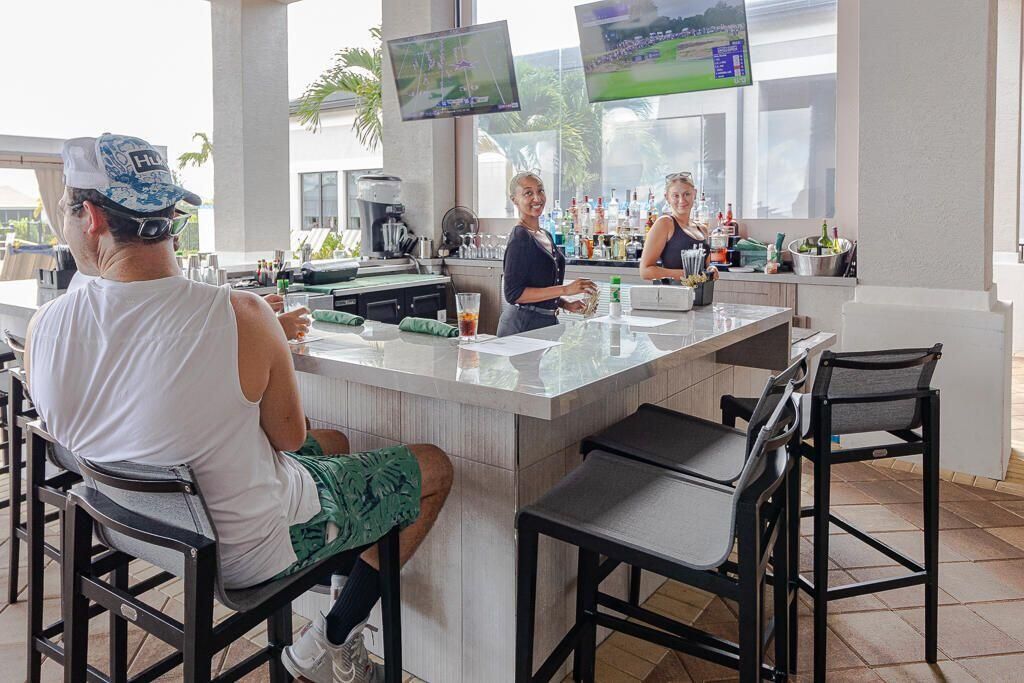 GROVE BAR