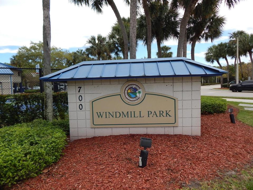 Windmill Park (1)