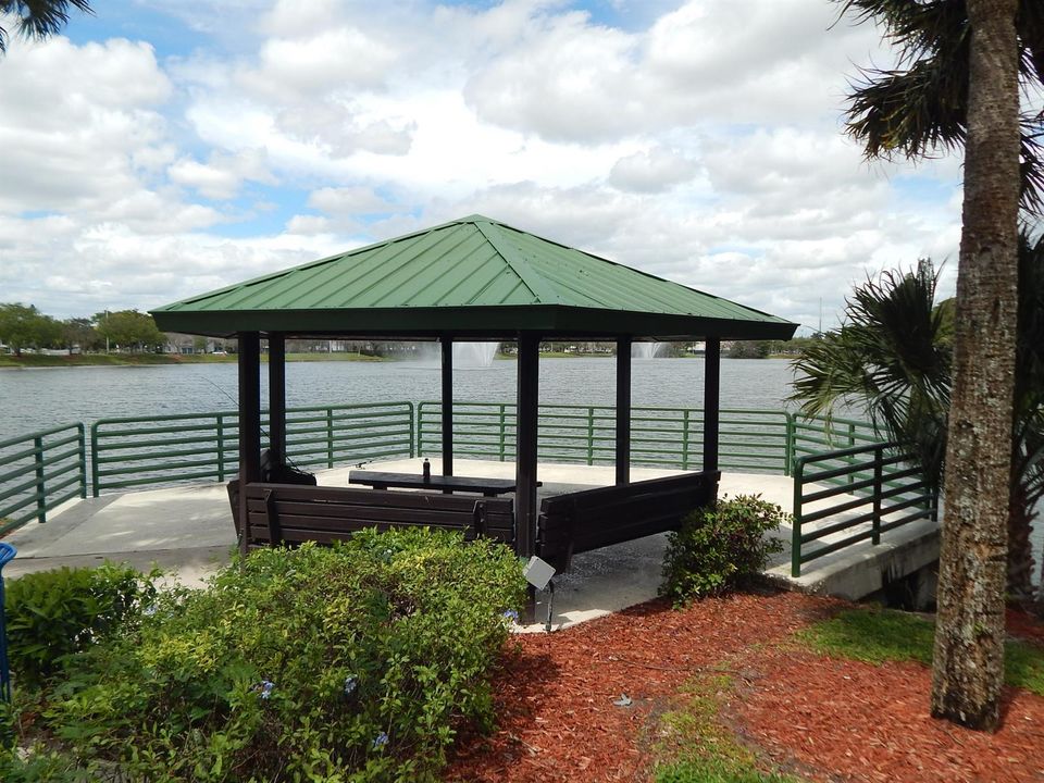 Windmill Park (6)