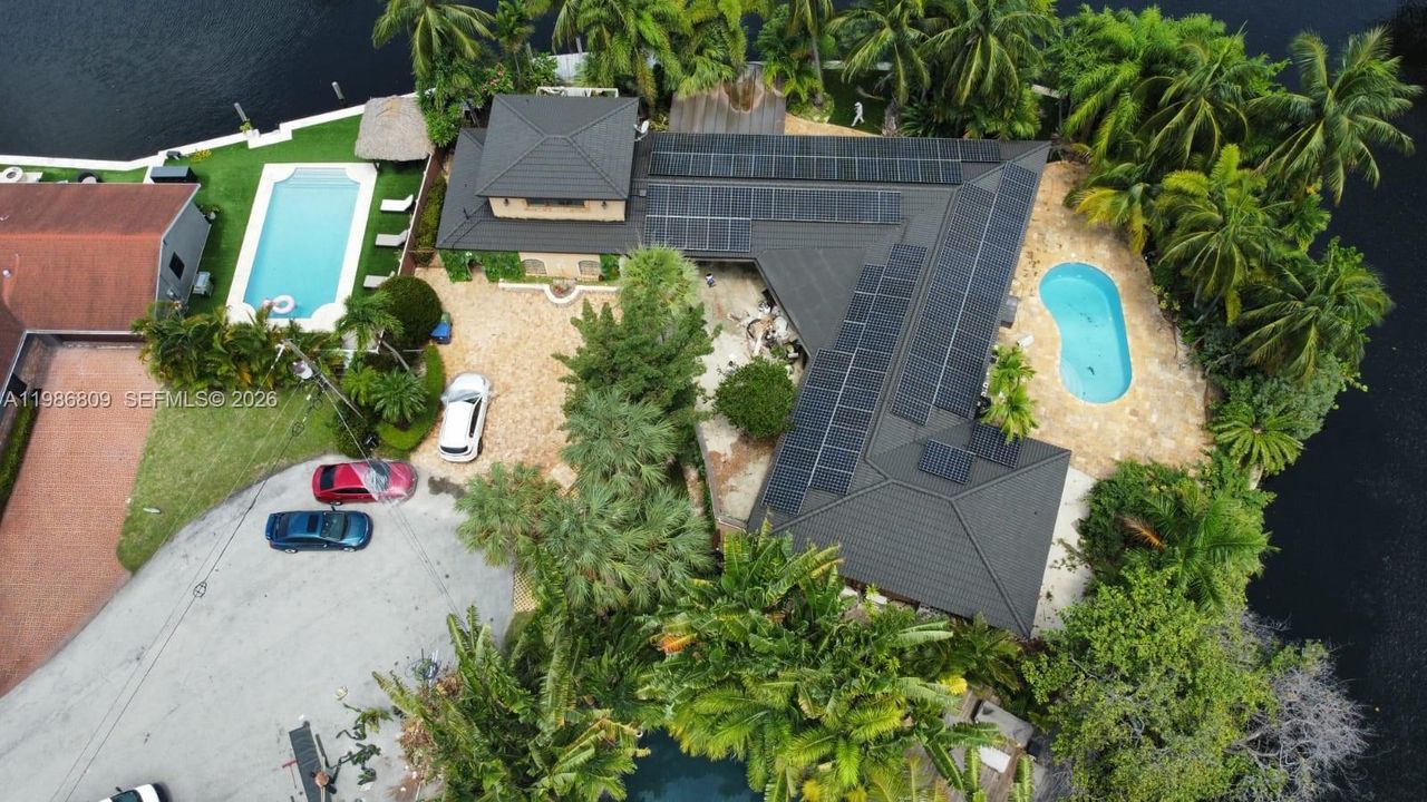 En Venta: $2,790,000 (5 camas, 4 baños, 3611 Pies cuadrados)