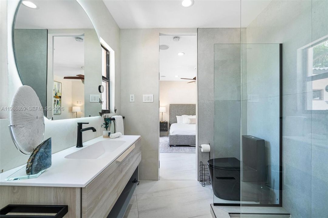 En Venta: $2,790,000 (5 camas, 4 baños, 3611 Pies cuadrados)