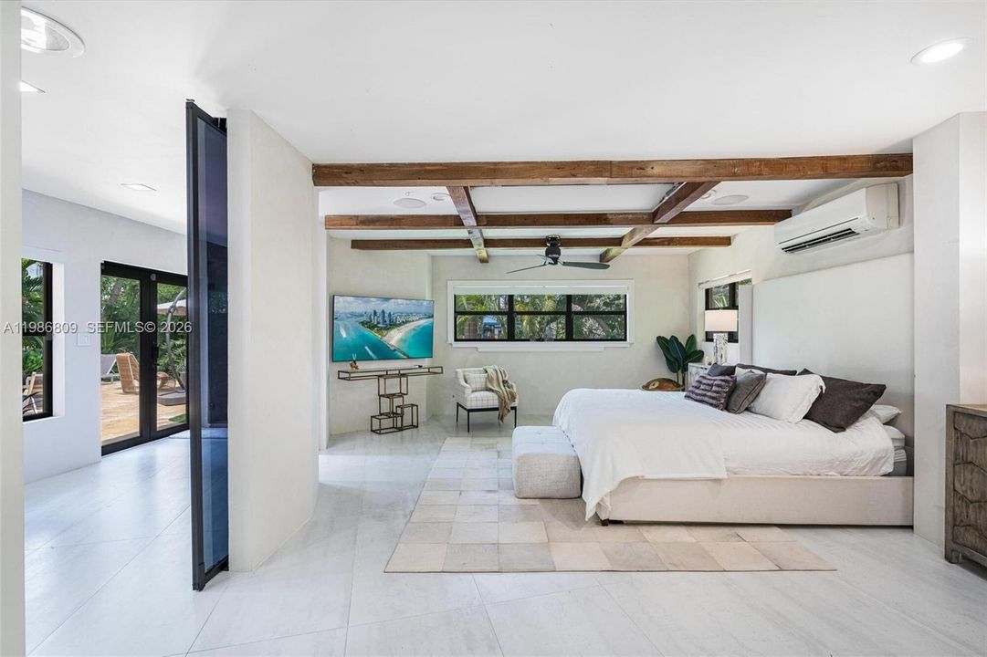 En Venta: $2,790,000 (5 camas, 4 baños, 3611 Pies cuadrados)