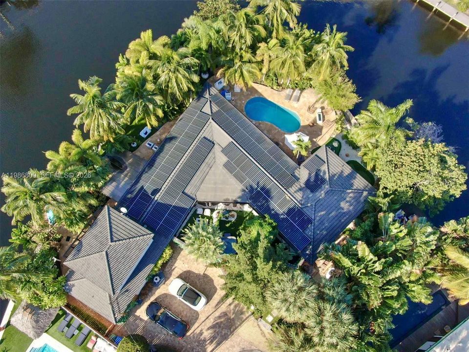En Venta: $2,790,000 (5 camas, 4 baños, 3611 Pies cuadrados)
