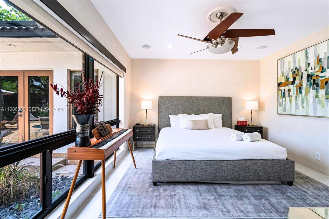 En Venta: $2,790,000 (5 camas, 4 baños, 3611 Pies cuadrados)