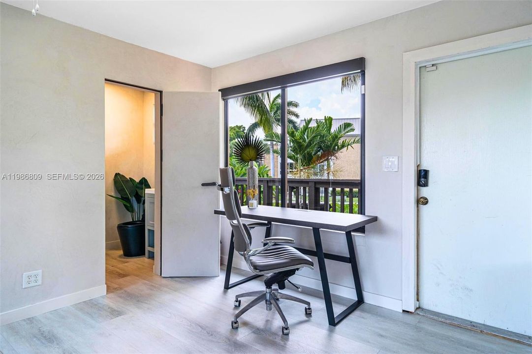 En Venta: $2,790,000 (5 camas, 4 baños, 3611 Pies cuadrados)