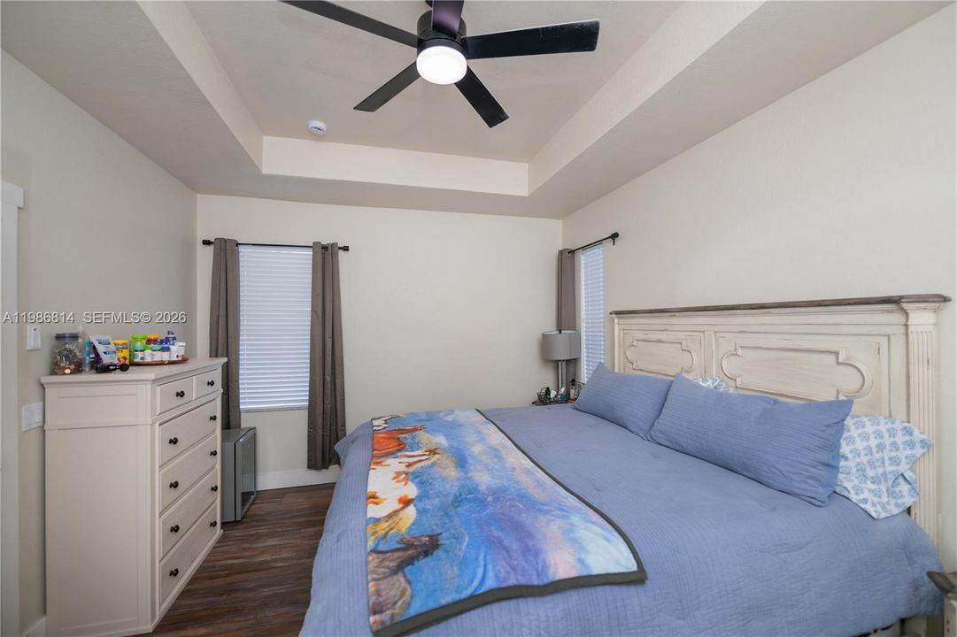 Activo con contrato: $290,000 (4 camas, 2 baños, 0 Pies cuadrados)