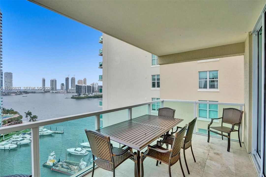 For Sale: $765,000 (2 beds, 2 baths, 1730 Square Feet)