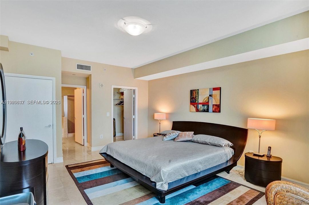 For Sale: $765,000 (2 beds, 2 baths, 1730 Square Feet)