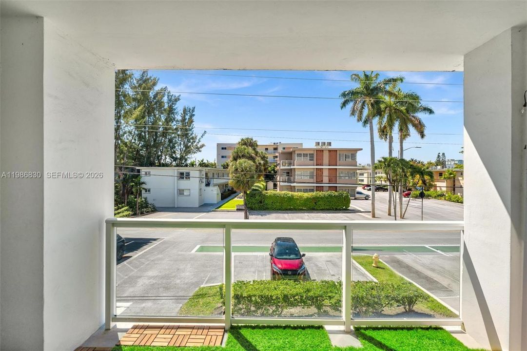 На продажу: $425,000 (1 спален, 2 ванн, 1200 Квадратных фут)