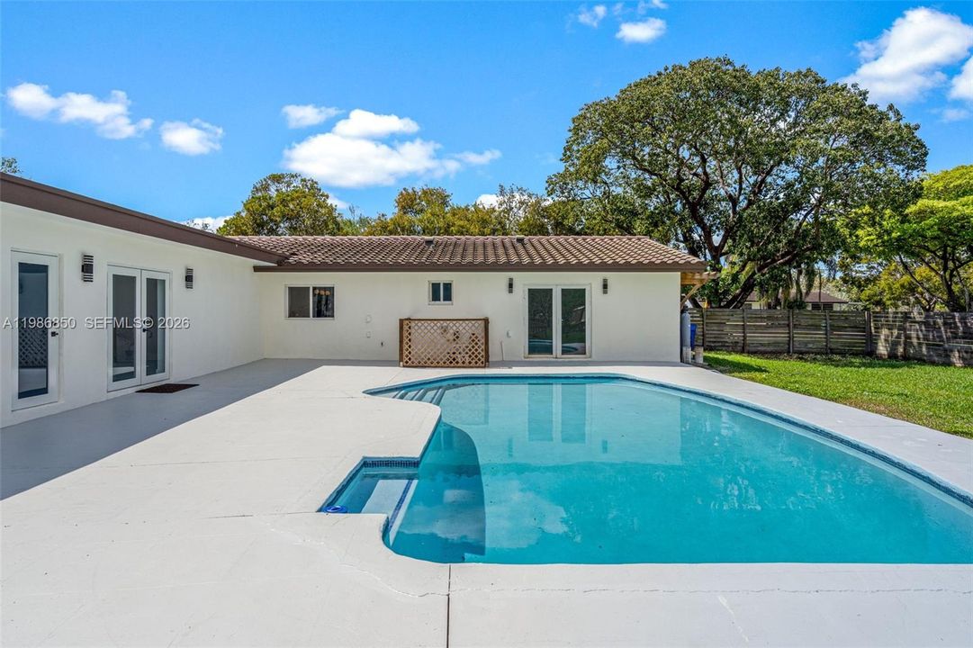 For Sale: $1,199,000 (4 beds, 3 baths, 1948 Square Feet)