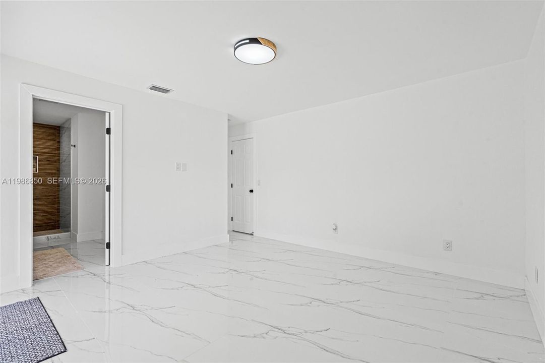 For Sale: $1,199,000 (4 beds, 3 baths, 1948 Square Feet)