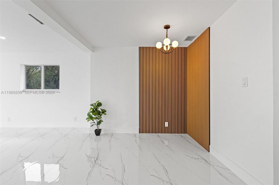 For Sale: $1,199,000 (4 beds, 3 baths, 1948 Square Feet)