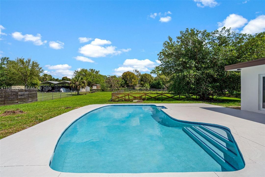 For Sale: $1,199,000 (4 beds, 3 baths, 1948 Square Feet)