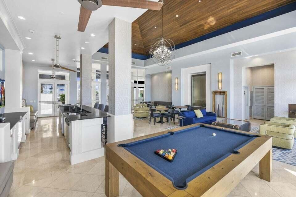 strand clubhouse