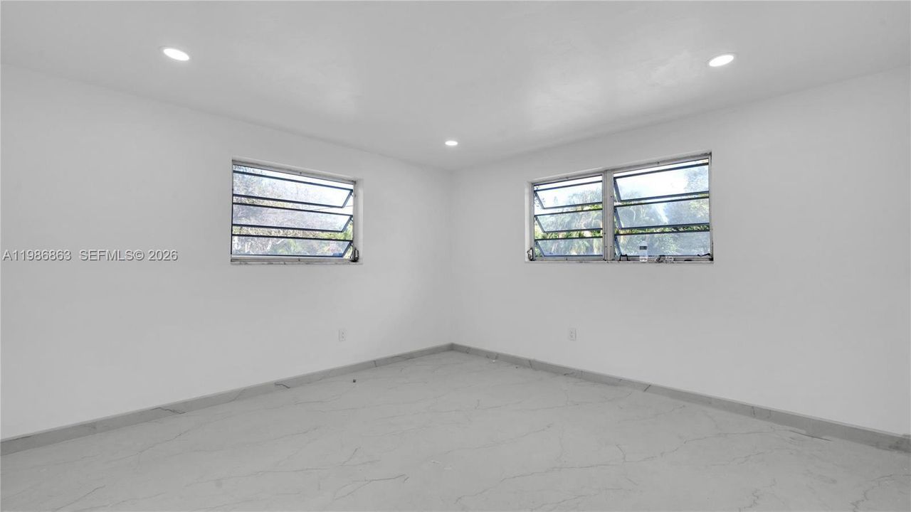 En Venta: $973,000 (2 camas, 2 baños, 1365 Pies cuadrados)