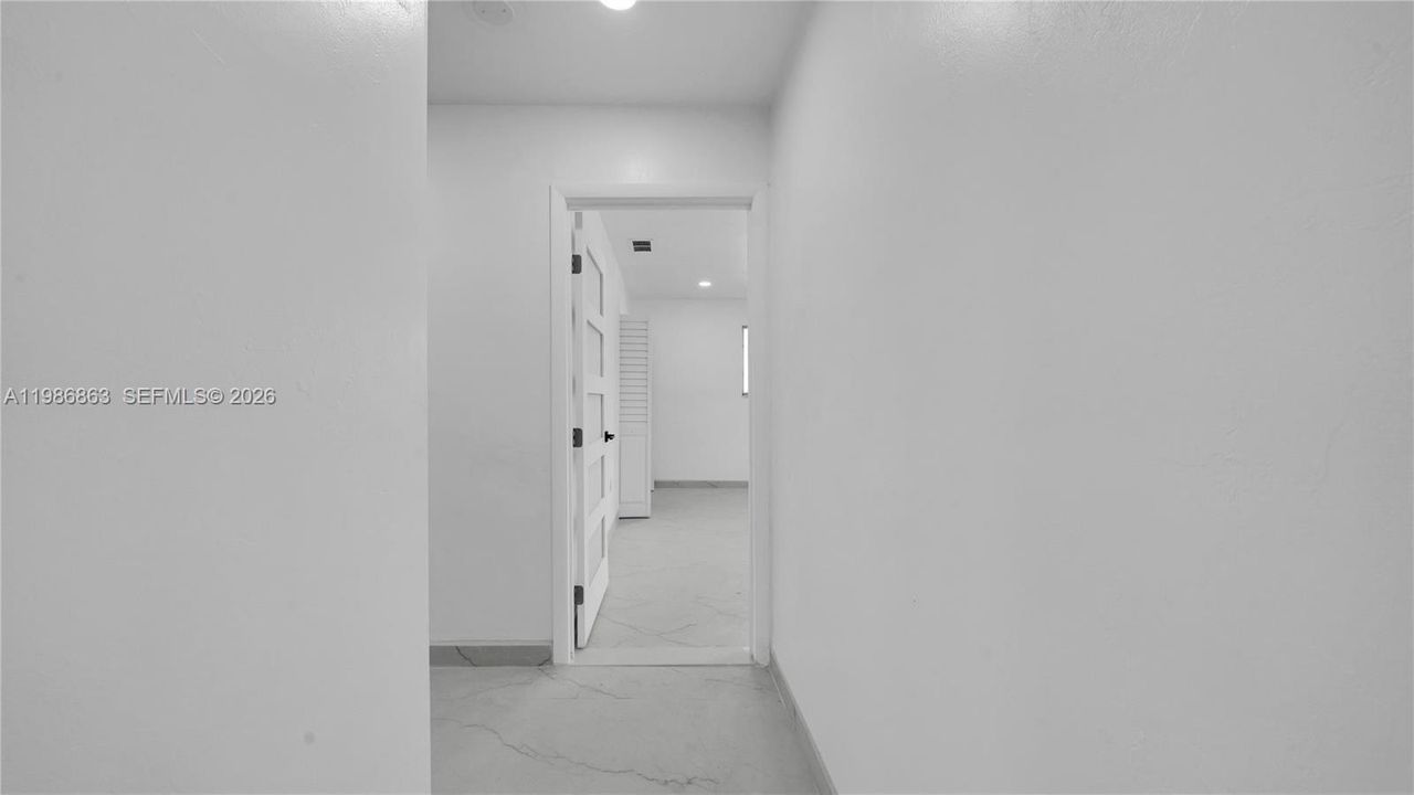 En Venta: $973,000 (2 camas, 2 baños, 1365 Pies cuadrados)