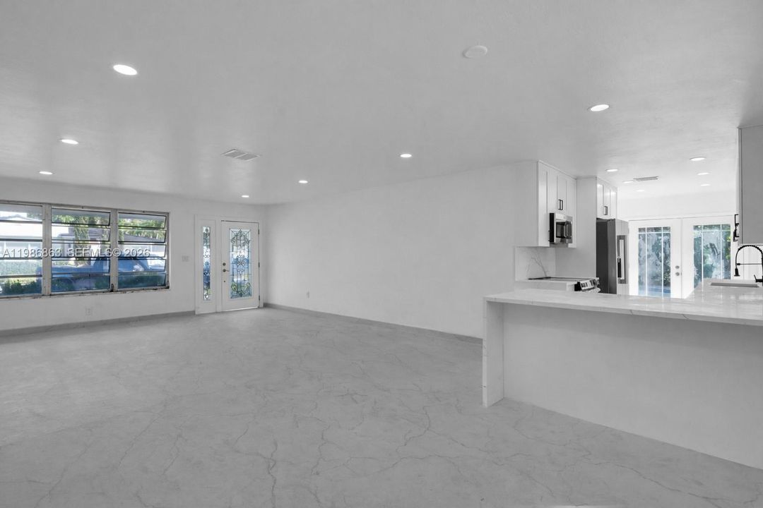 En Venta: $973,000 (2 camas, 2 baños, 1365 Pies cuadrados)