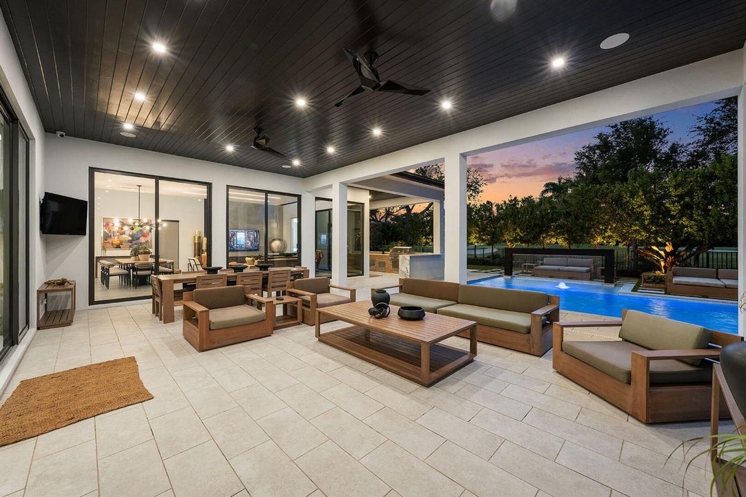 117_Thatch_Palm_Cove_Dusk_05