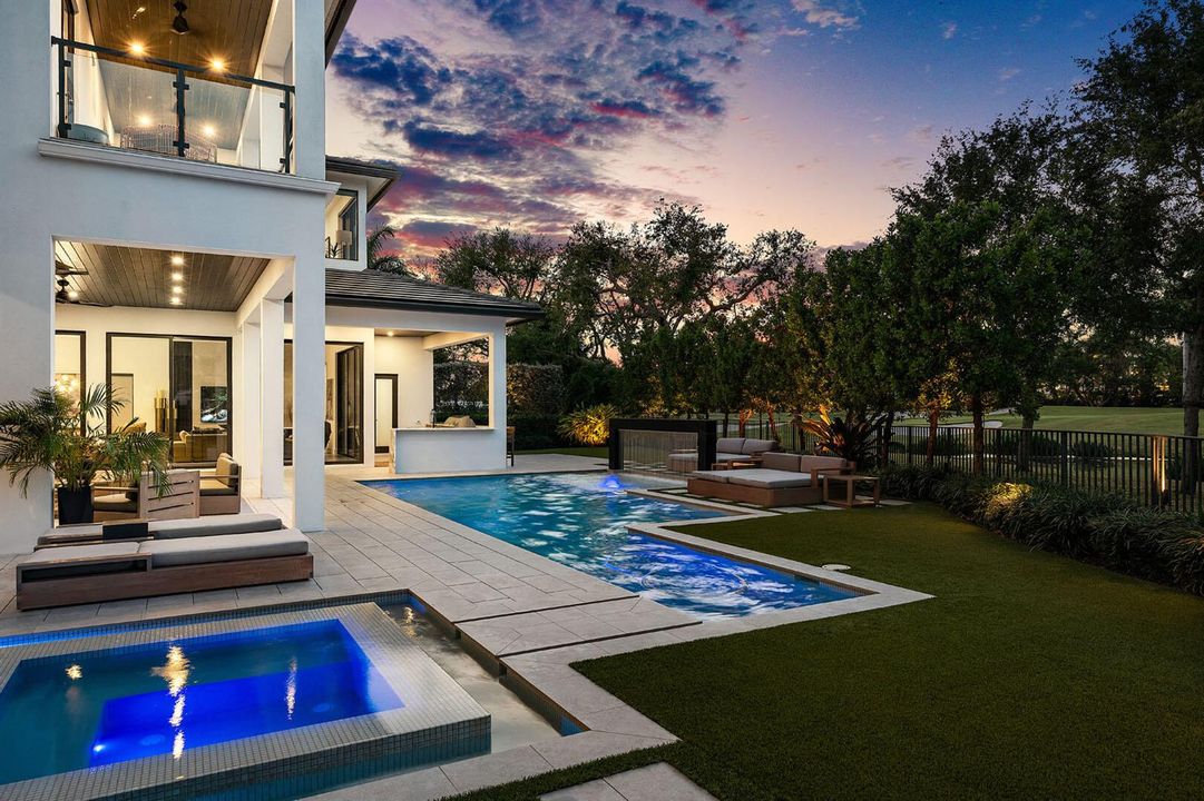 117_Thatch_Palm_Cove_Dusk_07