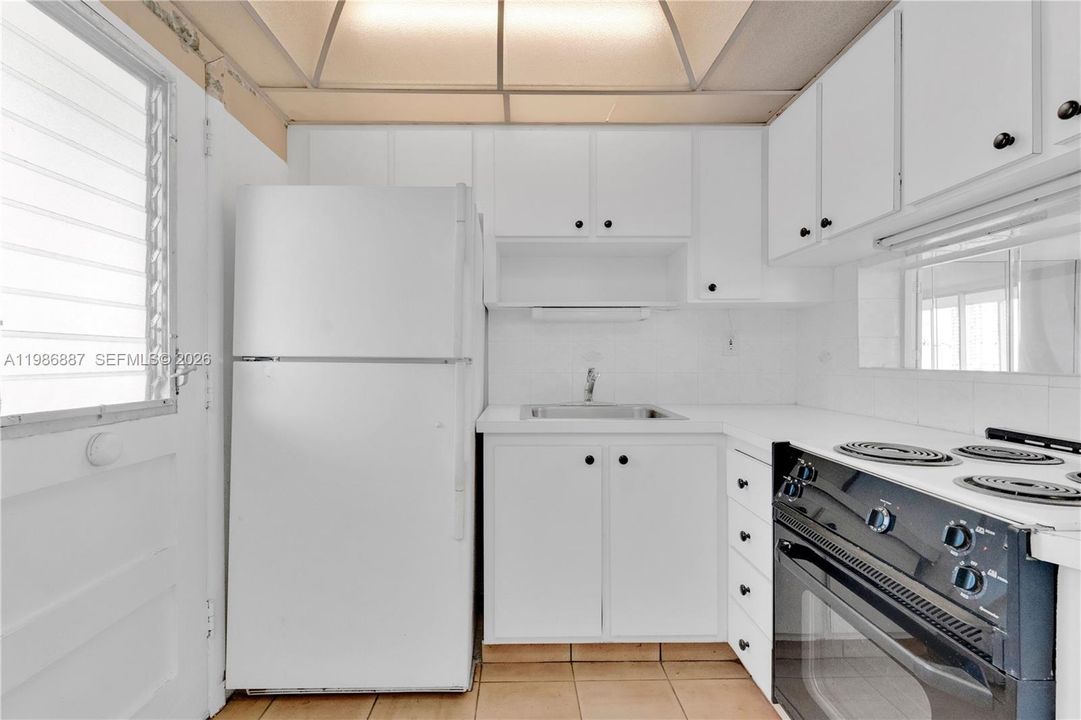 Activo con contrato: $175,000 (2 camas, 1 baños, 799 Pies cuadrados)