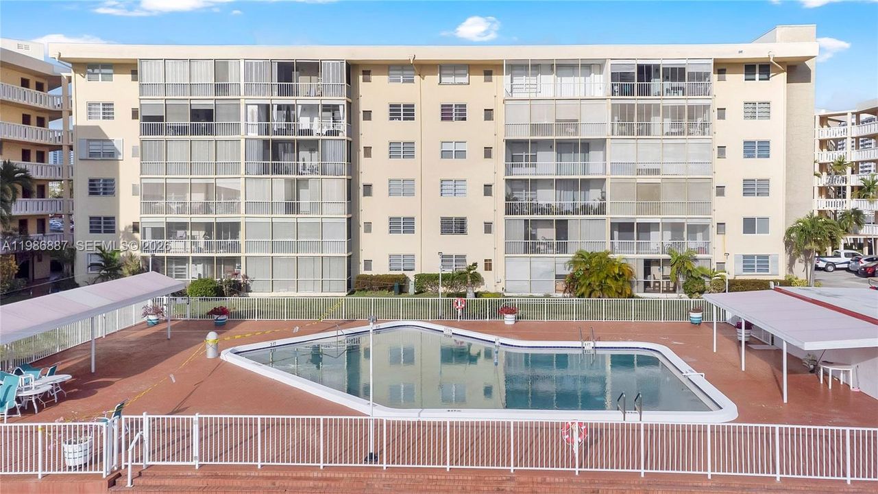Activo con contrato: $175,000 (2 camas, 1 baños, 799 Pies cuadrados)