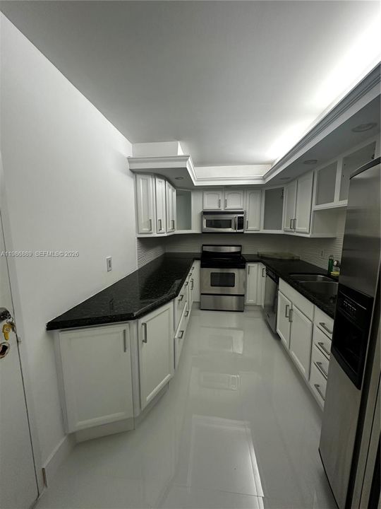 На продажу: $659,000 (2 спален, 2 ванн, 1535 Квадратных фут)