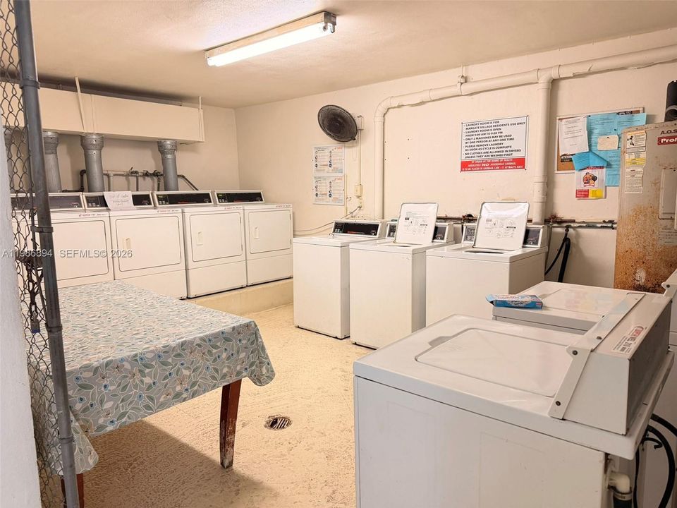 En Renta: $1,850 (2 camas, 2 baños, 1000 Pies cuadrados)