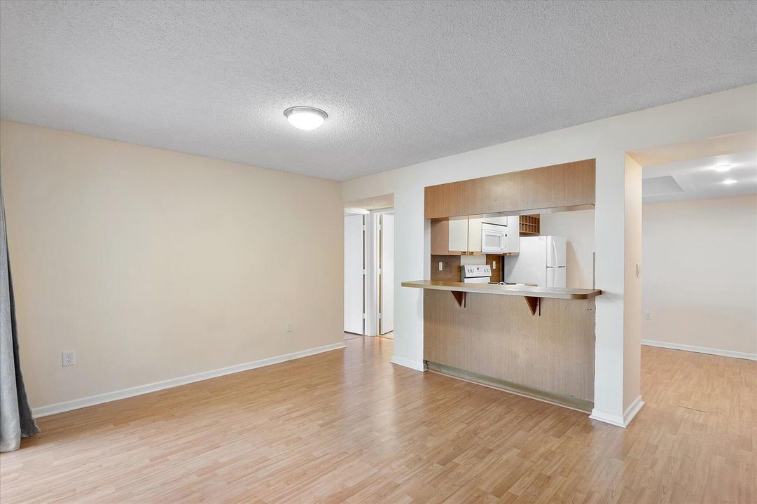 10-9020 SW 125th Ave #F203_010