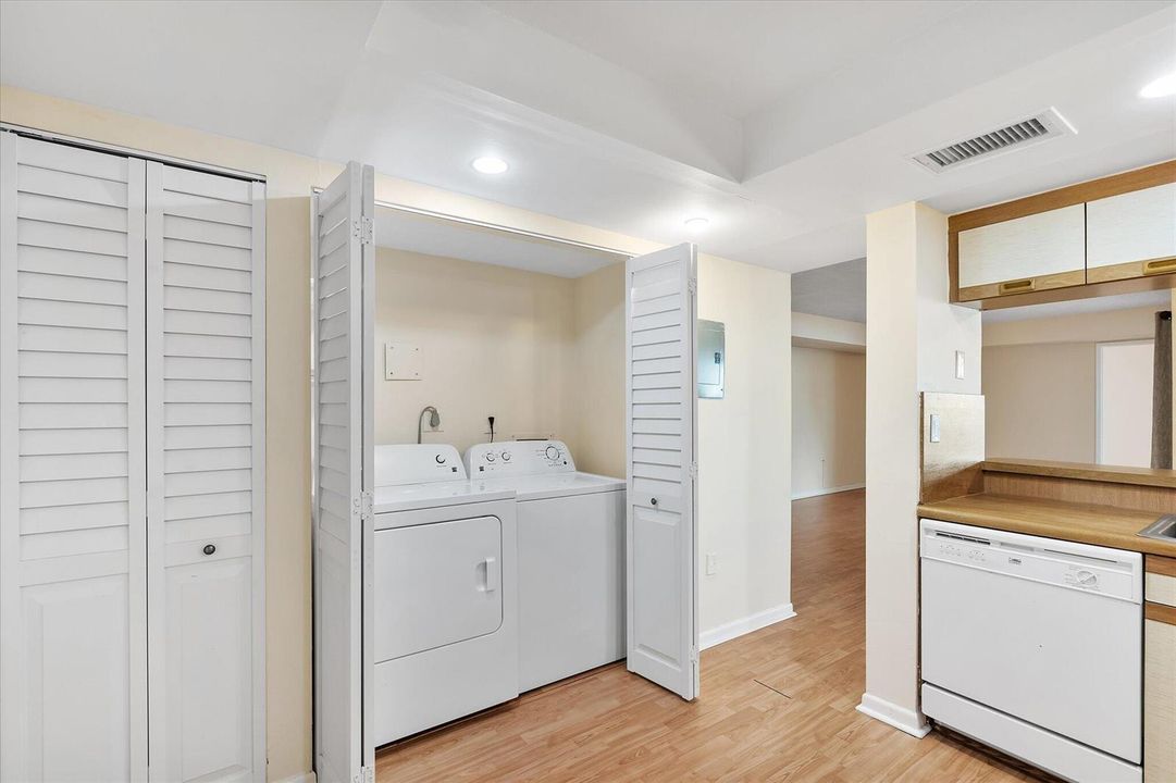 19-9020 SW 125th Ave #F203_019