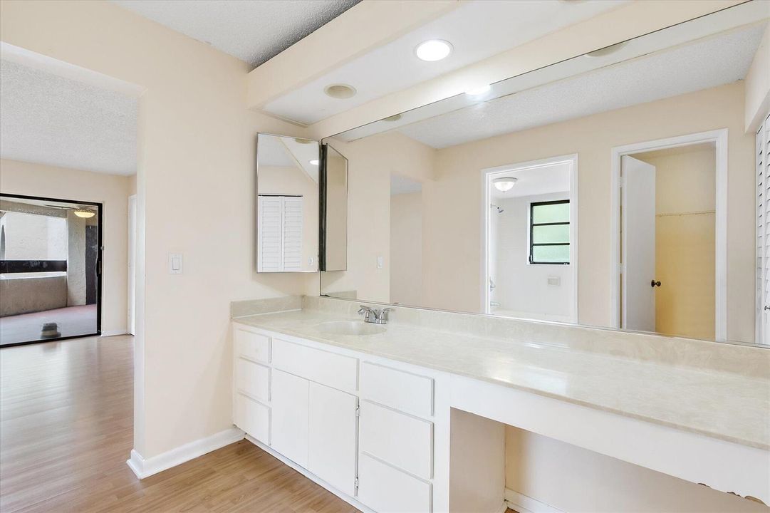 33-9020 SW 125th Ave #F203_033