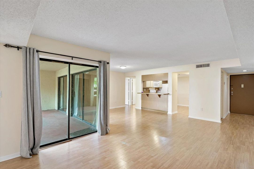 06-9020 SW 125th Ave #F203_006