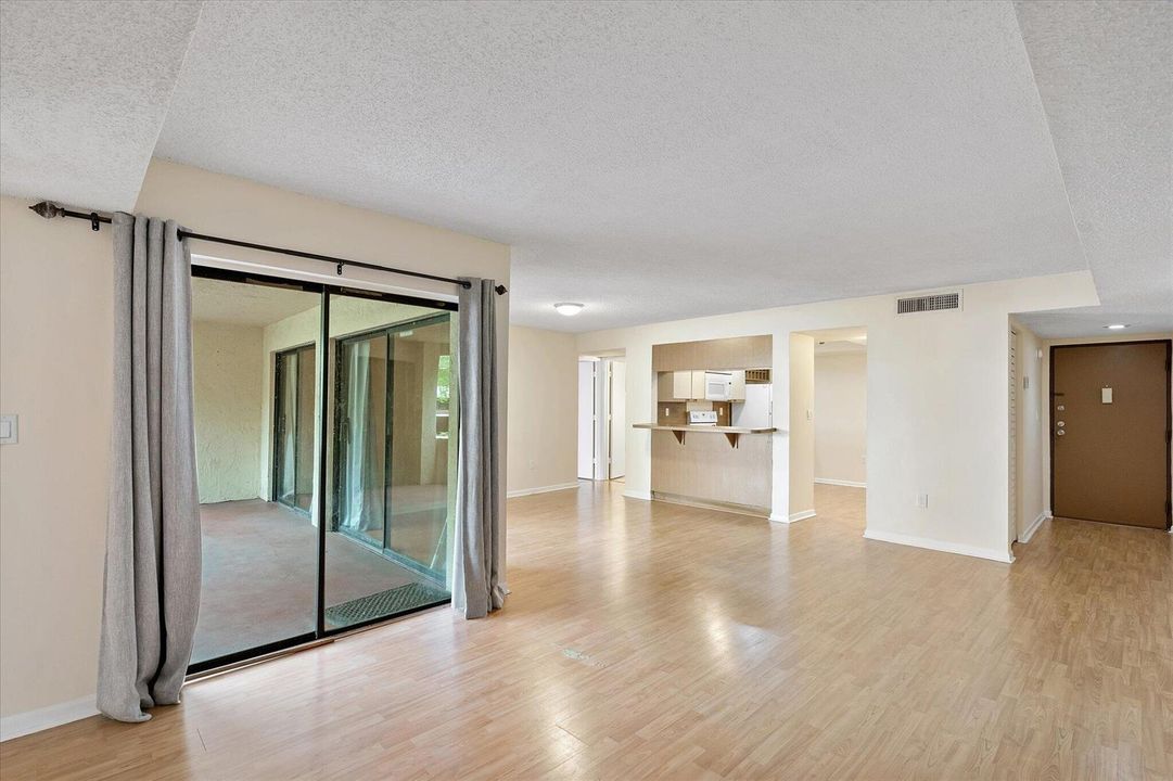 07-9020 SW 125th Ave #F203_007