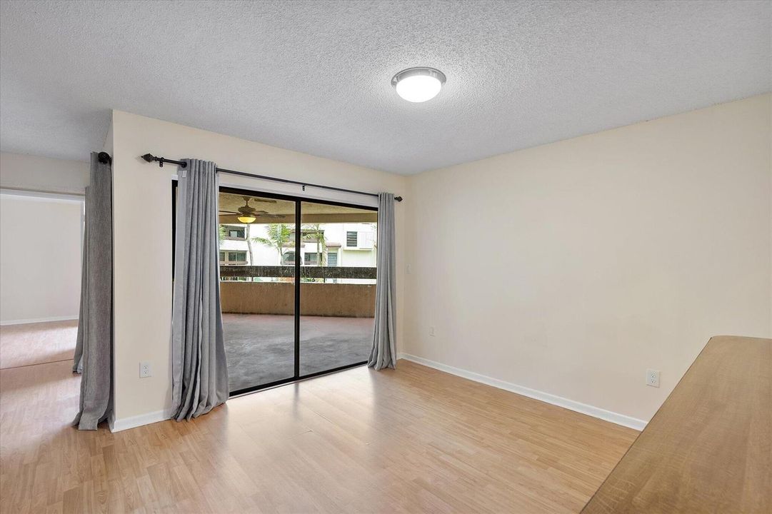 11-9020 SW 125th Ave #F203_011