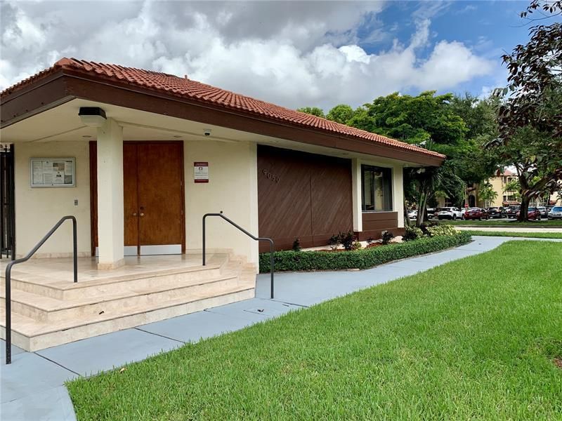 Kendall Clubhouse