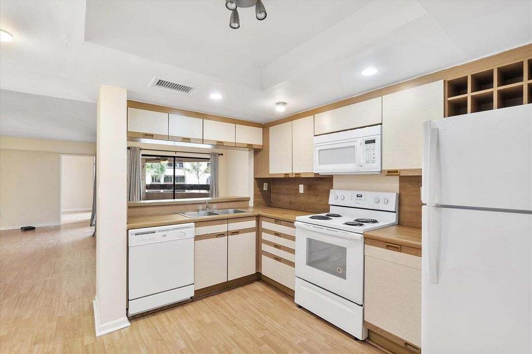 16-9020 SW 125th Ave #F203_016